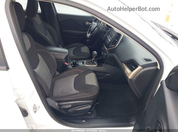 1C4PJLAB6GW107011 2016 JEEP CHEROKEE White Vista interior delantera