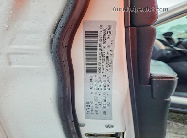1C4PJLAB7GW362394 2016 JEEP CHEROKEE White Vista del compartimento del motor