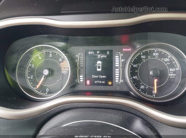 1C4PJLAB7HW577890 2017 JEEP CHEROKEE Red Vista de los asientos traseros