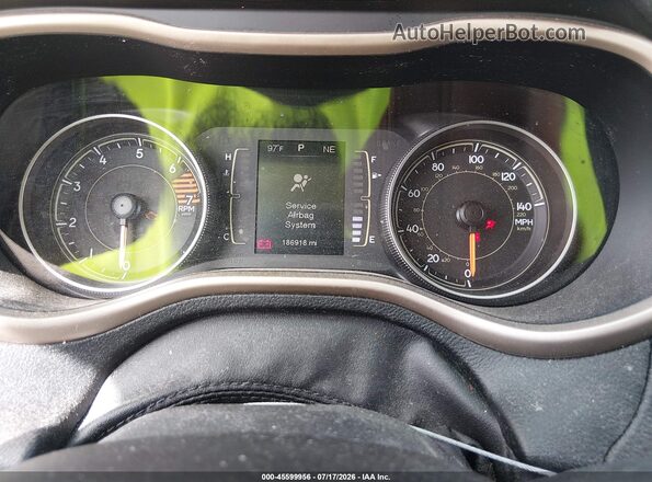1C4PJLAB8GW183992 2016 JEEP CHEROKEE Gray Vista de los asientos traseros