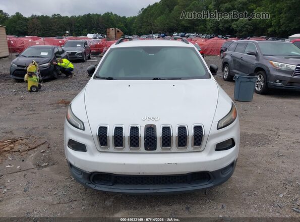1C4PJLAB8GW238196 2016 JEEP CHEROKEE White Widok zestawu wskaźników