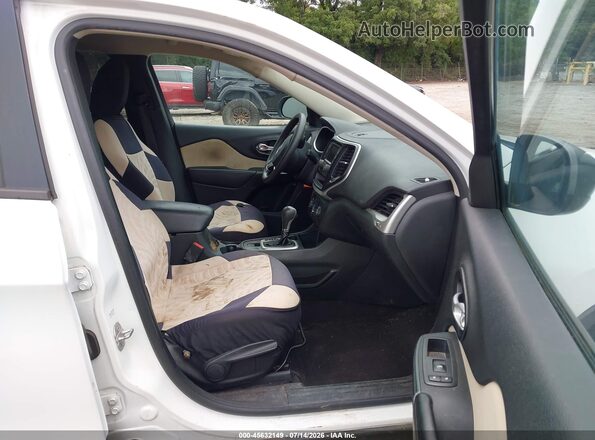 1C4PJLAB8GW238196 2016 JEEP CHEROKEE White Widok wnętrza z przodu