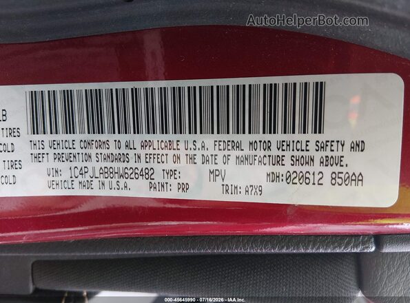 1C4PJLAB8HW626482 2017 JEEP CHEROKEE Red Вид підкапотного простору