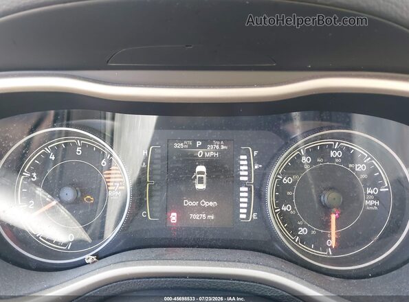 1C4PJLAB9HW591550 2017 JEEP CHEROKEE Gray Vista de los asientos traseros