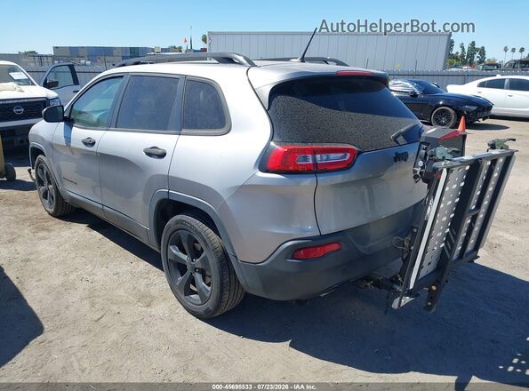 1C4PJLAB9HW591550 2017 JEEP CHEROKEE Gray Trasero izquierdo