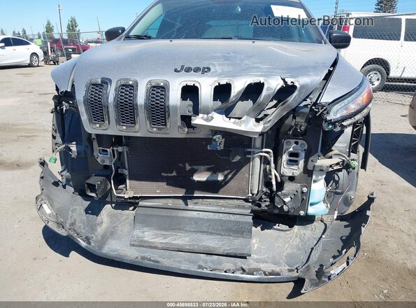 1C4PJLAB9HW591550 2017 JEEP CHEROKEE Gray Vista frontal