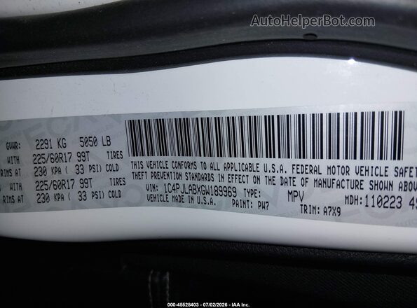 1C4PJLABXGW189969 2016 JEEP CHEROKEE White Vista del compartimento del motor