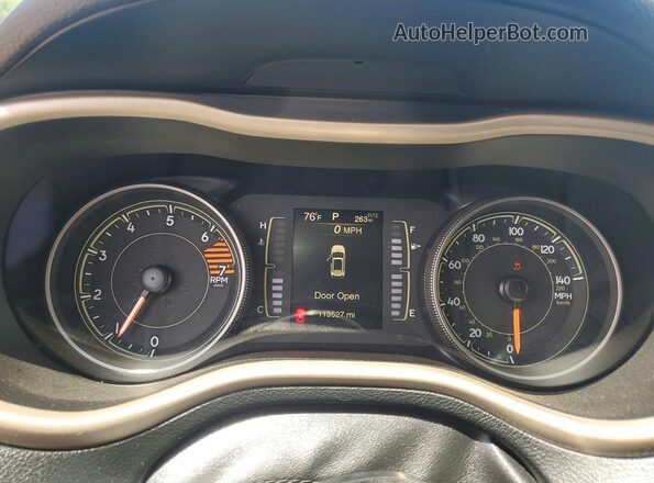 1C4PJLABXHW592495 2017 JEEP CHEROKEE White Vista del cuadro de instrumentos