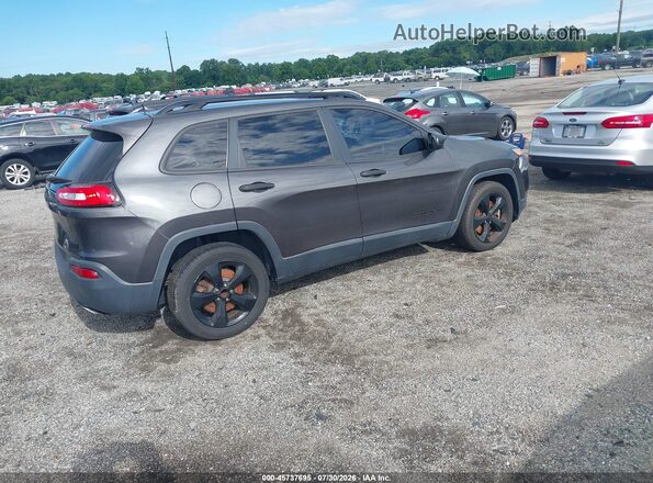 1C4PJLAS2HW585539 2017 JEEP CHEROKEE Gray Trasero derecho
