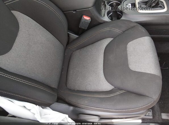 1C4PJLAS3HW573481 2017 JEEP CHEROKEE Black VIN կոդի պիտակի տեսք