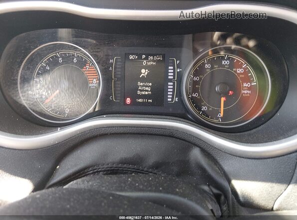 1C4PJLAS9HW653402 2017 JEEP CHEROKEE Beige Հետևի նստատեղերի տեսք