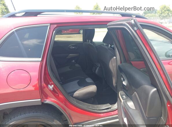 1C4PJLAS9HW663069 2017 JEEP CHEROKEE Red VIN კოდის სტიკერის ხედი