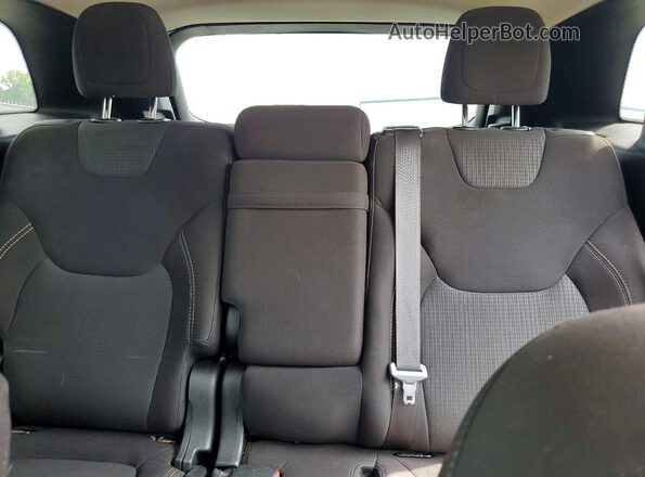 1C4PJLCB0HW667878 2017 JEEP CHEROKEE Black Rear seats view