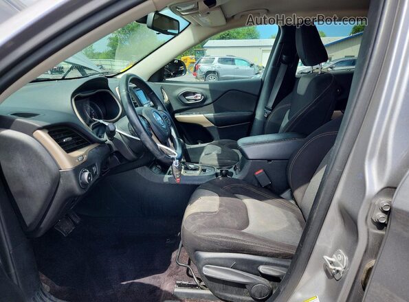 1C4PJLCB0JD544535 2018 JEEP CHEROKEE Gray Սալոնի դիմացի տեսք