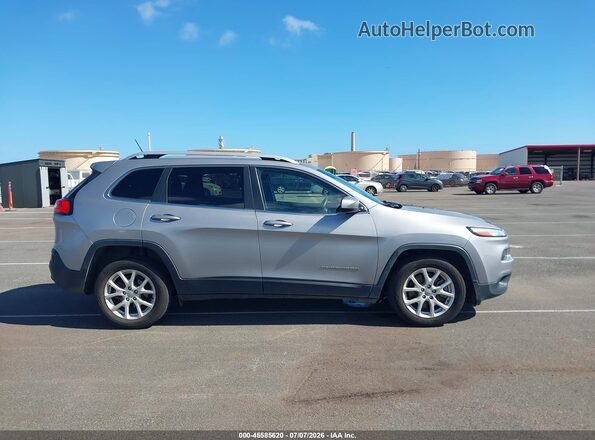 1C4PJLCB0JD561545 2018 JEEP CHEROKEE Gray 
