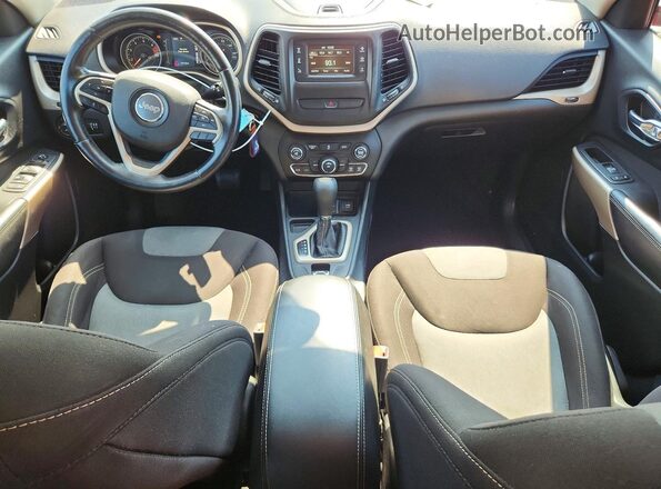 1C4PJLCB0JD618326 2018 JEEP CHEROKEE Red Առջևի վահանակի տեսք