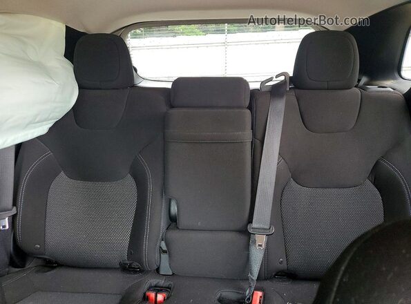 1C4PJLCB0KD286146 2019 JEEP CHEROKEE Maroon უკანა სავარძლების ხედი