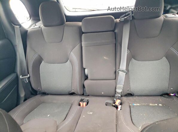 1C4PJLCB0KD290469 2019 JEEP CHEROKEE Burgundy Հետևի նստատեղերի տեսք