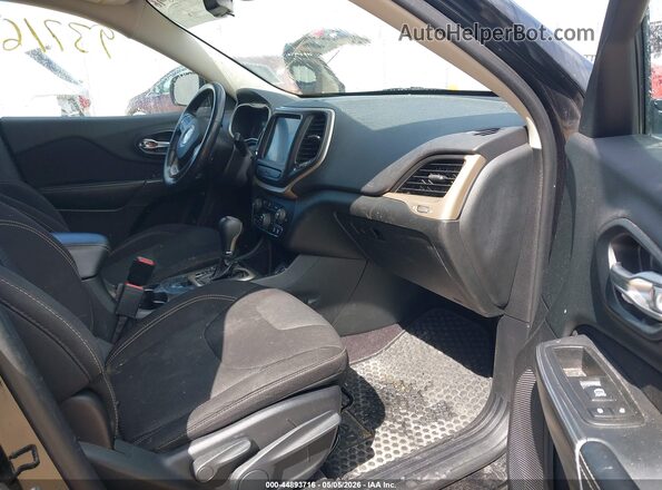 1C4PJLCB2GW243410 2016 JEEP CHEROKEE Black Widok wnętrza z przodu