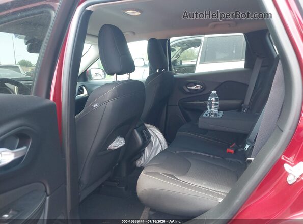 1C4PJLCB2GW342471 2016 JEEP CHEROKEE Red Widok naklejki z numerem VIN