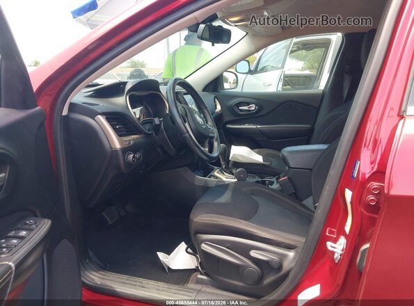 1C4PJLCB2GW342471 2016 JEEP CHEROKEE Red Widok wnętrza z przodu
