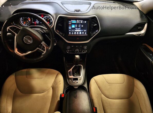 1C4PJLCB2GW355902 2016 JEEP CHEROKEE White Widok deski rozdzielczej