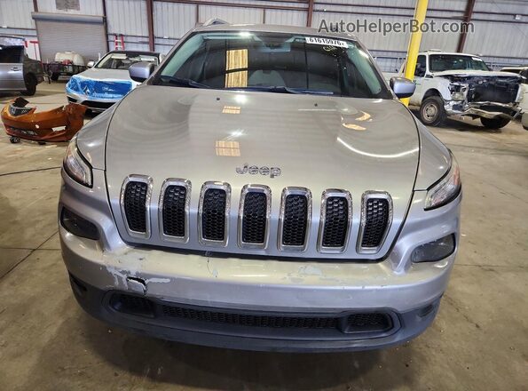1C4PJLCB2HW526746 2017 JEEP CHEROKEE Gray Widok z przodu