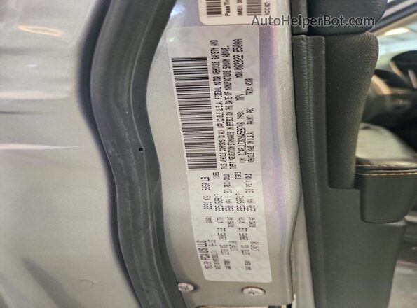 1C4PJLCB2HW526746 2017 JEEP CHEROKEE Gray Widok naklejki z numerem VIN