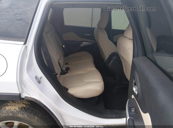 1C4PJLCB2HW661161 2017 JEEP CHEROKEE White VIN კოდის სტიკერის ხედი