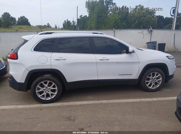 1C4PJLCB2HW661161 2017 JEEP CHEROKEE White უკანა სალონის ხედი