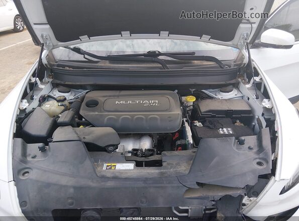 1C4PJLCB2HW661161 2017 JEEP CHEROKEE White უკანა ხედი