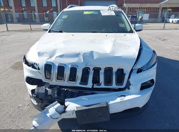 1C4PJLCB2JD538445 2018 JEEP CHEROKEE White Вид спереду