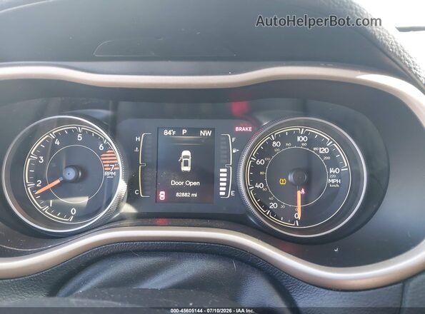 1C4PJLCB2JD538445 2018 JEEP CHEROKEE White Вид задніх сидінь