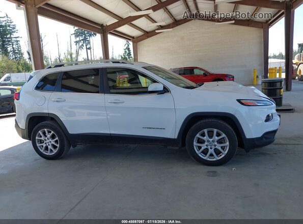 1C4PJLCB2JD563300 2018 JEEP CHEROKEE White 360 interior view