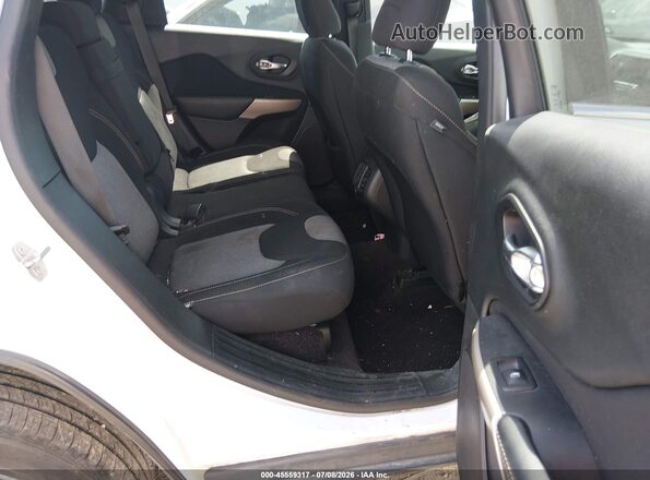 1C4PJLCB2JD568061 2018 JEEP CHEROKEE White Vista de la etiqueta del VIN