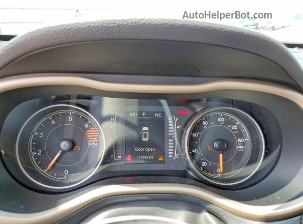 1C4PJLCB2JD606291 2018 JEEP CHEROKEE Gray Instrument cluster view