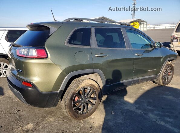 1C4PJLCB2KD131470 2019 JEEP CHEROKEE Green Задня права чверть