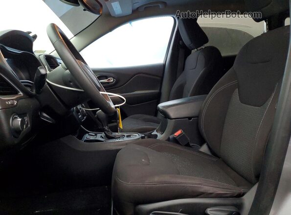 1C4PJLCB2MD214674 2021 JEEP CHEROKEE Gray Вид салону спереду