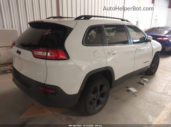 1C4PJLCB3JD518334 2018 JEEP CHEROKEE White Задня права чверть
