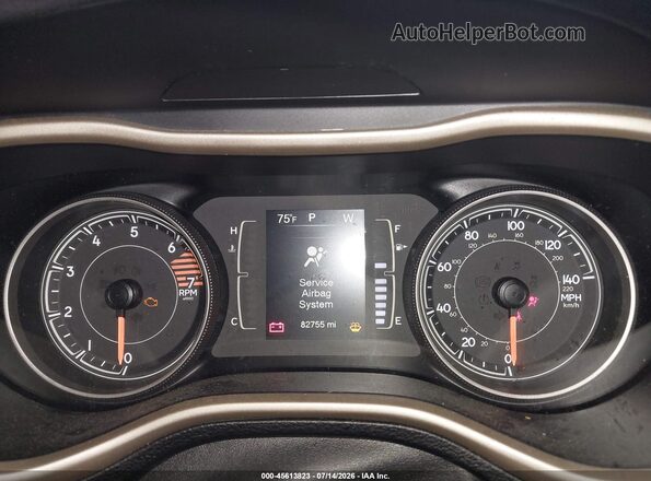 1C4PJLCB3JD518334 2018 JEEP CHEROKEE White Вид задніх сидінь