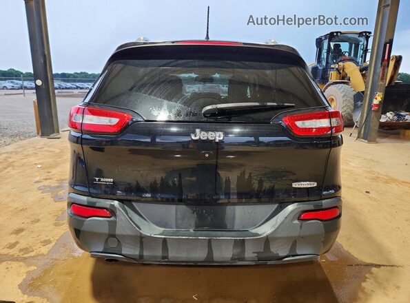 1C4PJLCB3JD611421 2018 JEEP CHEROKEE Black Widok z tyłu