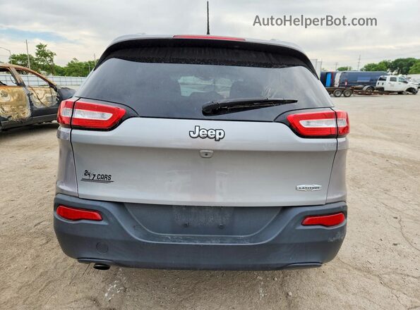 1C4PJLCB4GW308273 2016 JEEP CHEROKEE Silver Rear view