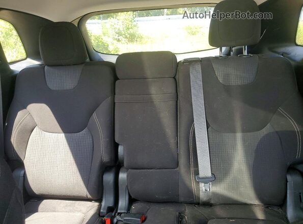 1C4PJLCB4GW374225 2016 JEEP CHEROKEE Серебряный Вид задних сидений