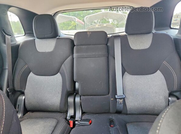 1C4PJLCB4JD528113 2018 JEEP CHEROKEE Black Հետևի նստատեղերի տեսք
