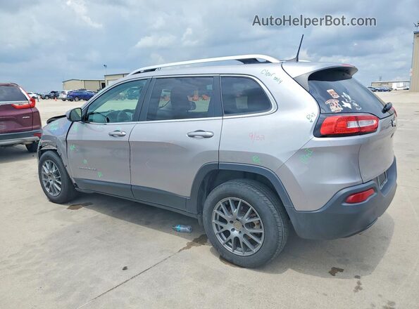 1C4PJLCB4JD559085 2018 JEEP CHEROKEE Silver Задня ліва чверть