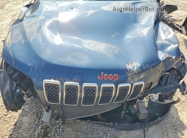 1C4PJLCB4MD169155 2021 JEEP CHEROKEE Blue Engine compartment view