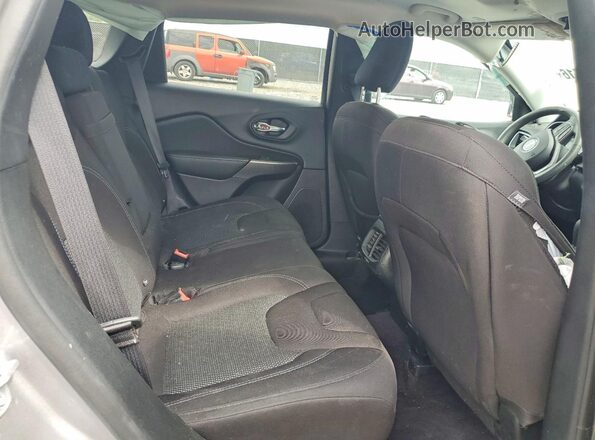 1C4PJLCB5KD151213 2019 JEEP CHEROKEE Silver Vista de los asientos traseros