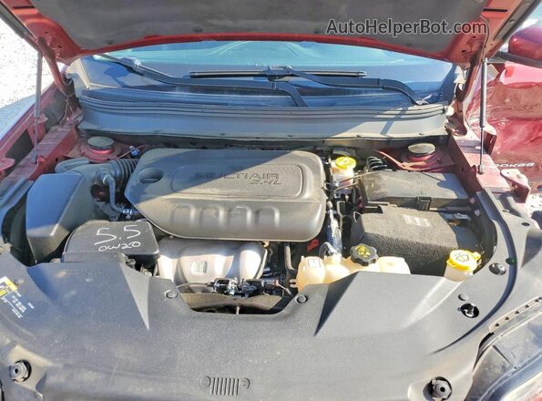 1C4PJLCB5KD327502 2019 JEEP CHEROKEE Maroon Engine compartment view
