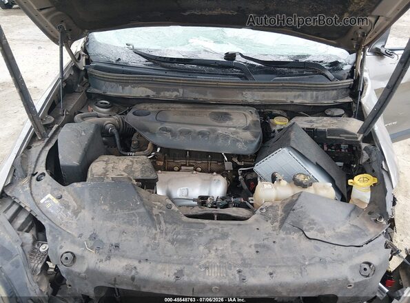 1C4PJLCB5KD340492 2019 JEEP CHEROKEE Brown Widok z tyłu