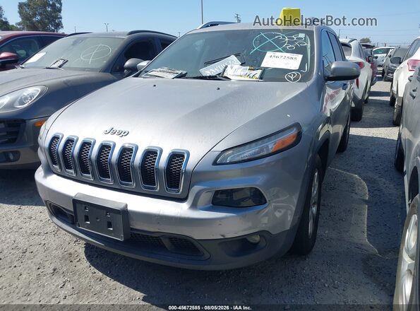 1C4PJLCB6HD235954 2017 JEEP CHEROKEE Silver Vista interior trasera
